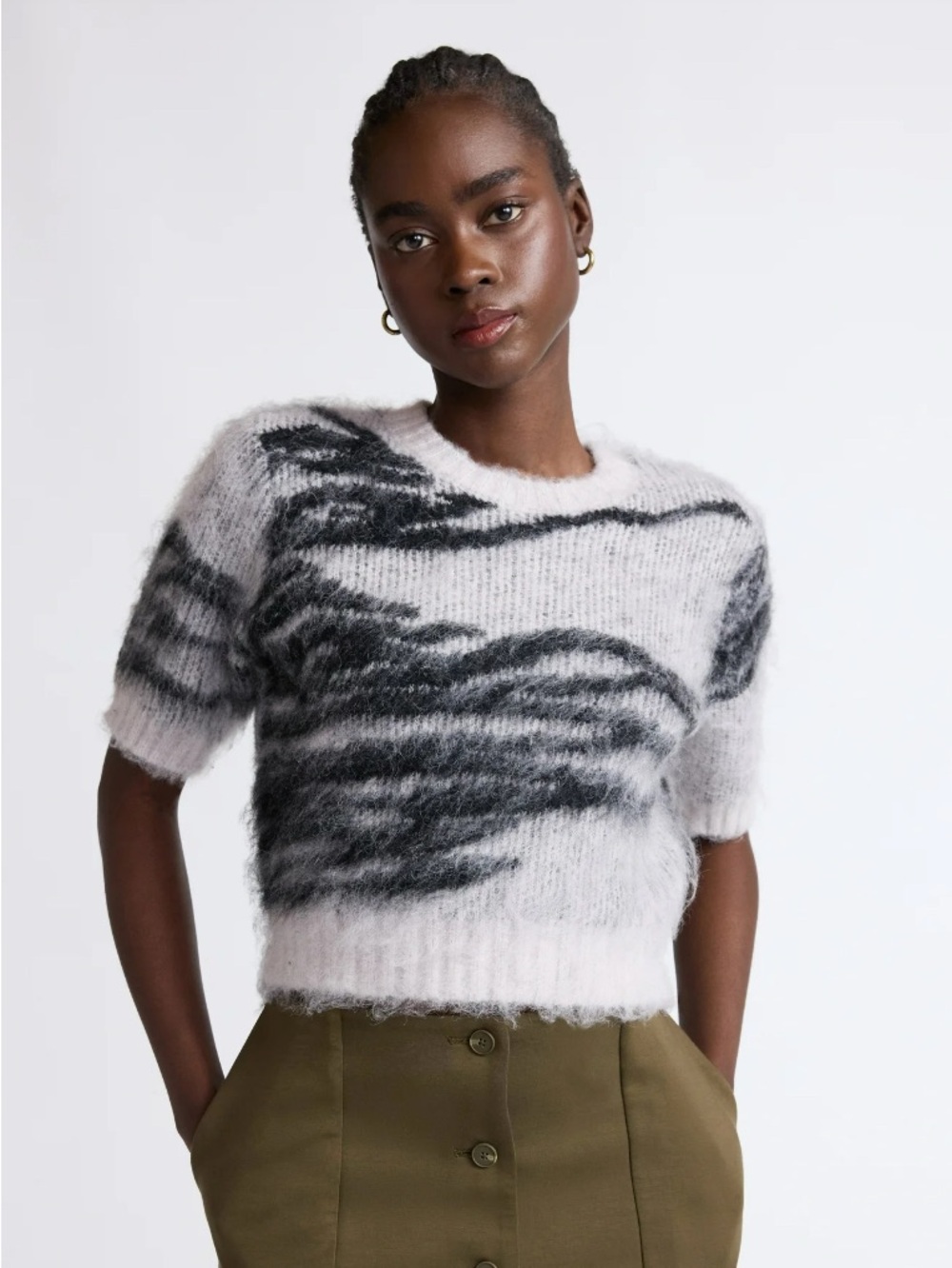 Fuzzy Short-Sleeve Sweater in White and Black